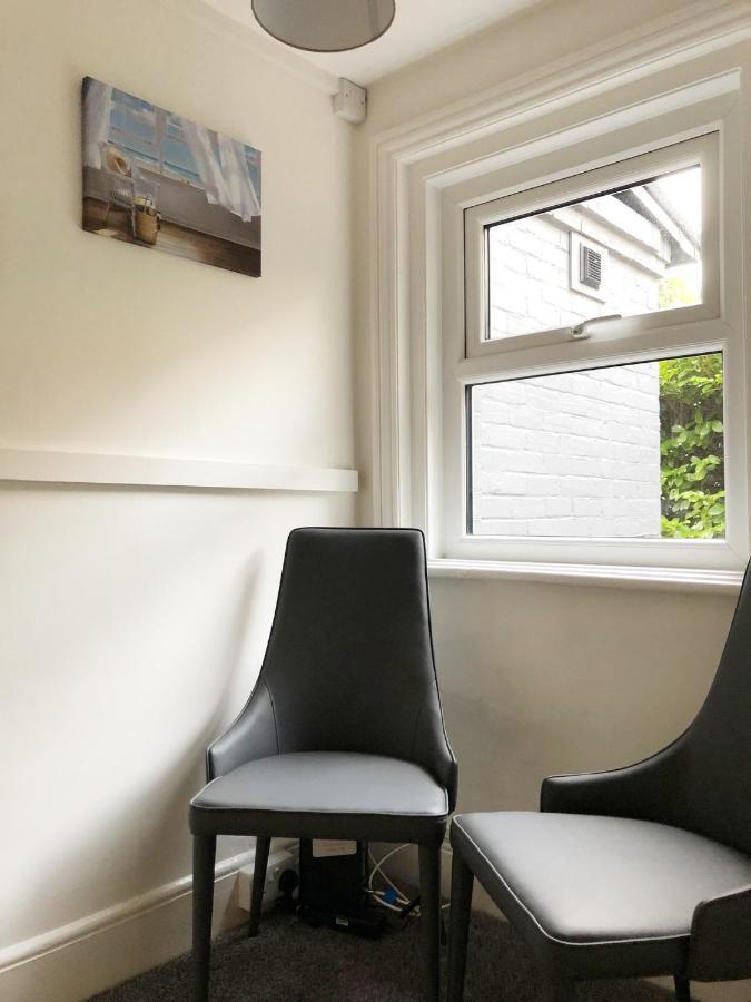 Summer Breeze. 3-Bed Apartment Close To The Beach Bornemouth Extérieur photo