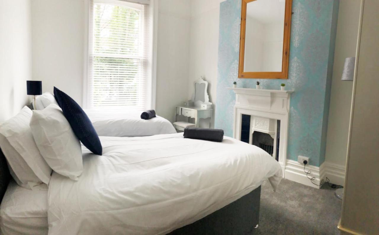 Summer Breeze. 3-Bed Apartment Close To The Beach Bornemouth Extérieur photo